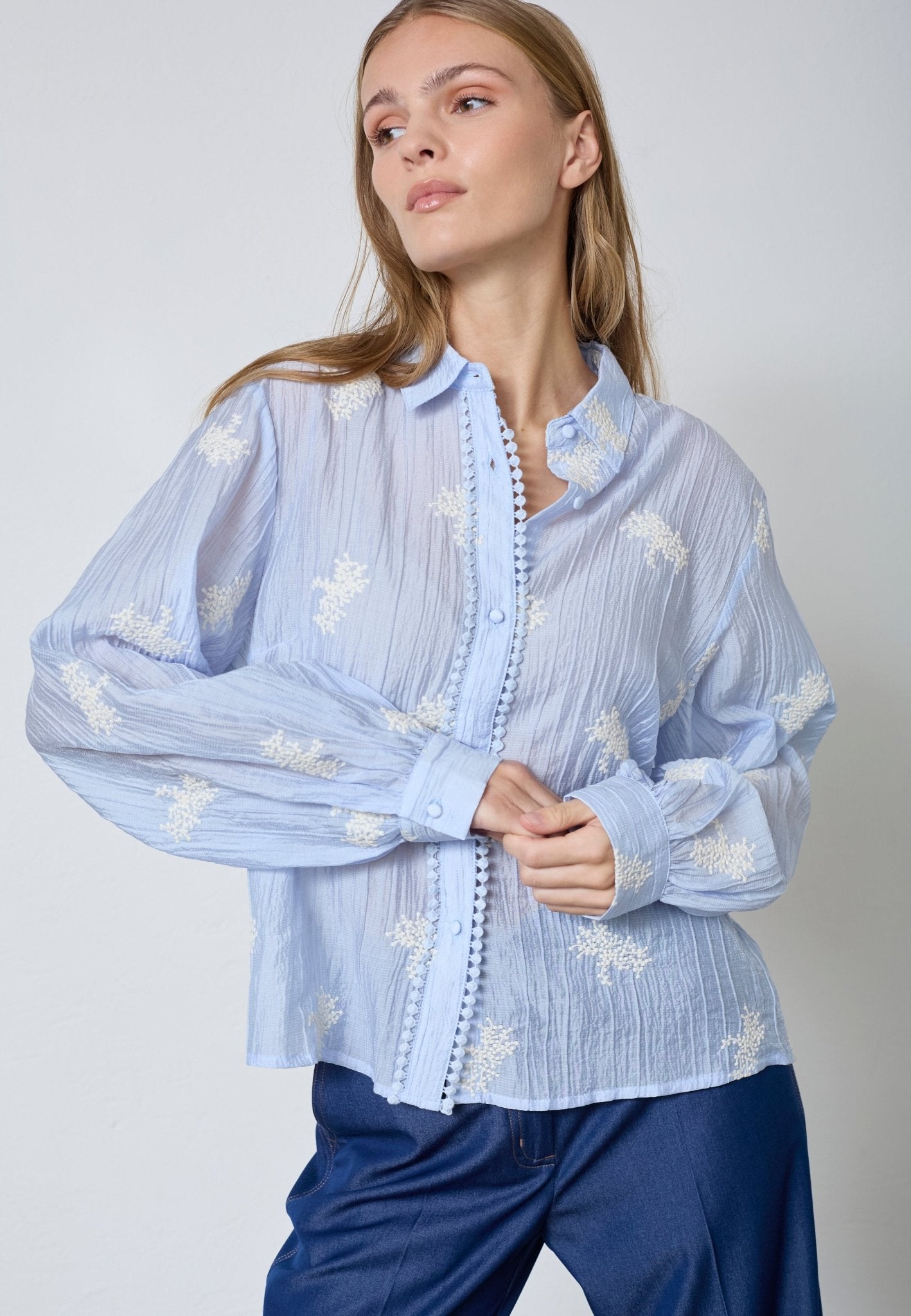AmeliaCC Emb Shirt - Pale Blue - Co'couture