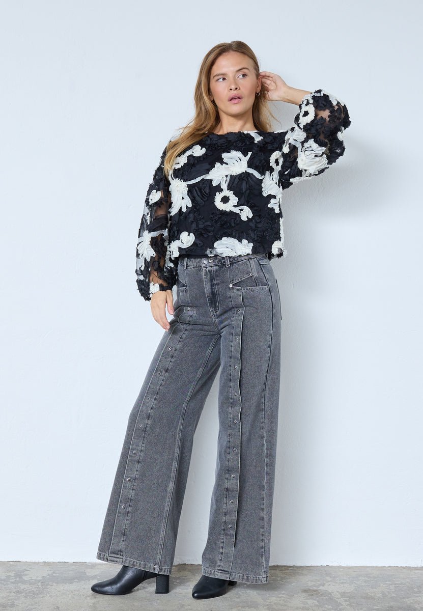 FleurCC Fluffy Blouse - Black - Co'couture