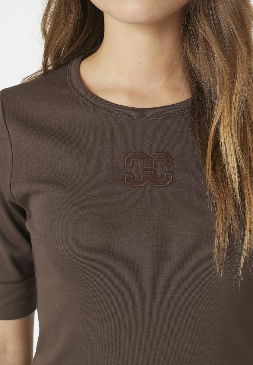 GrannyCC Embroidery SS Tee - Mocca - Co'couture