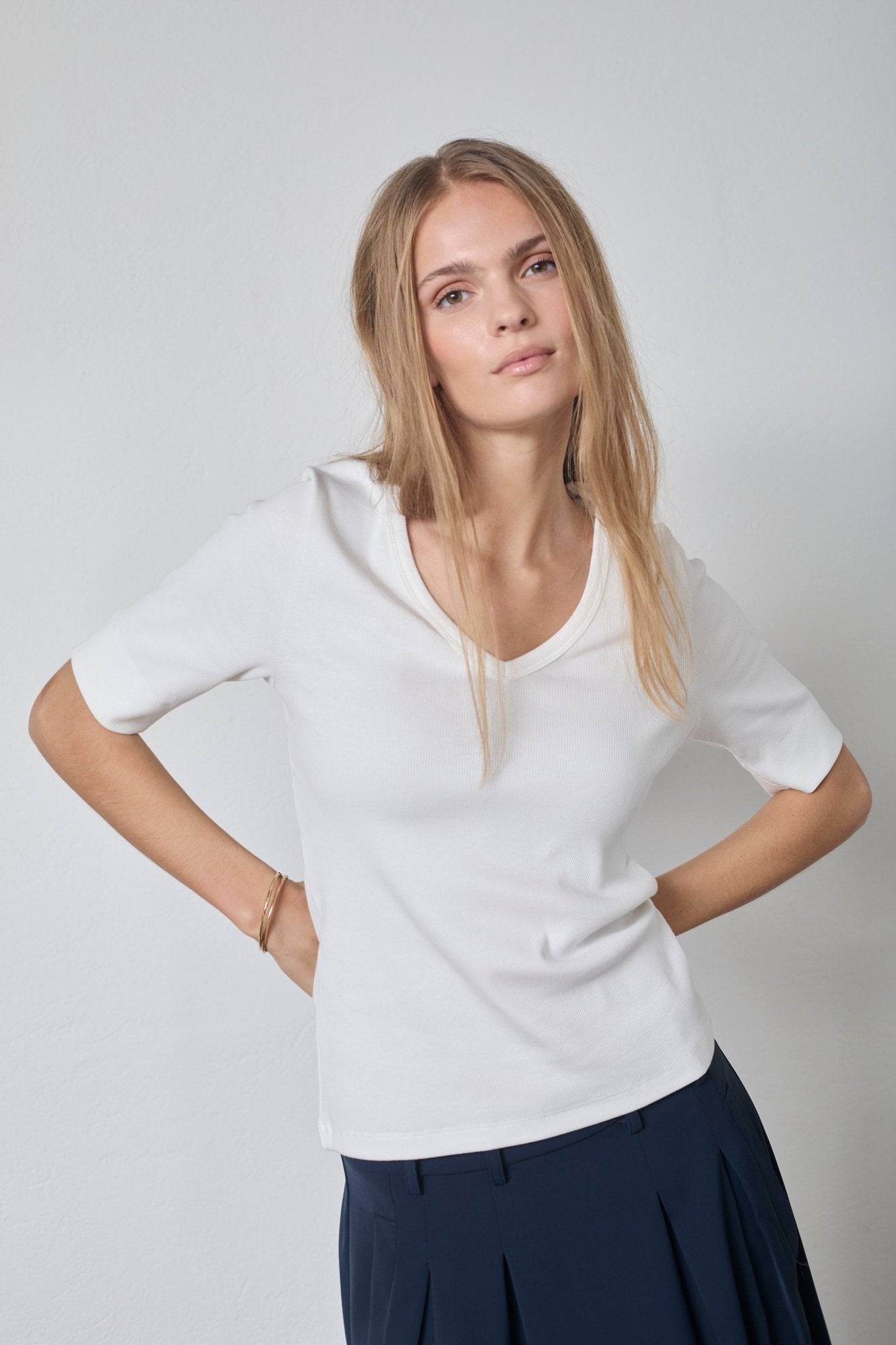 GrannyCC Rib SS V - Tee - Off white - Co'couture