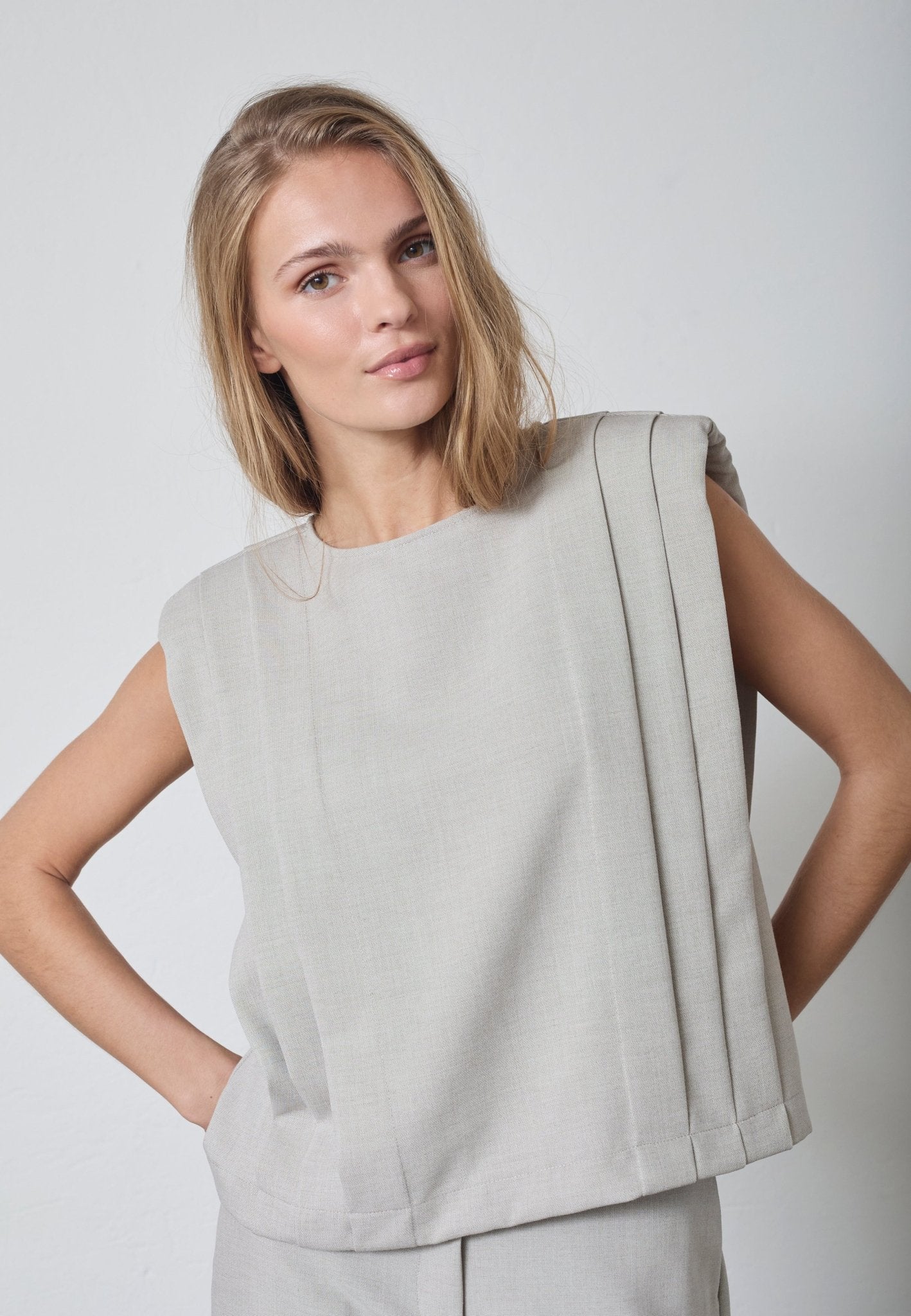 MavaCC Padded Pleat Top - Bone - Co'couture