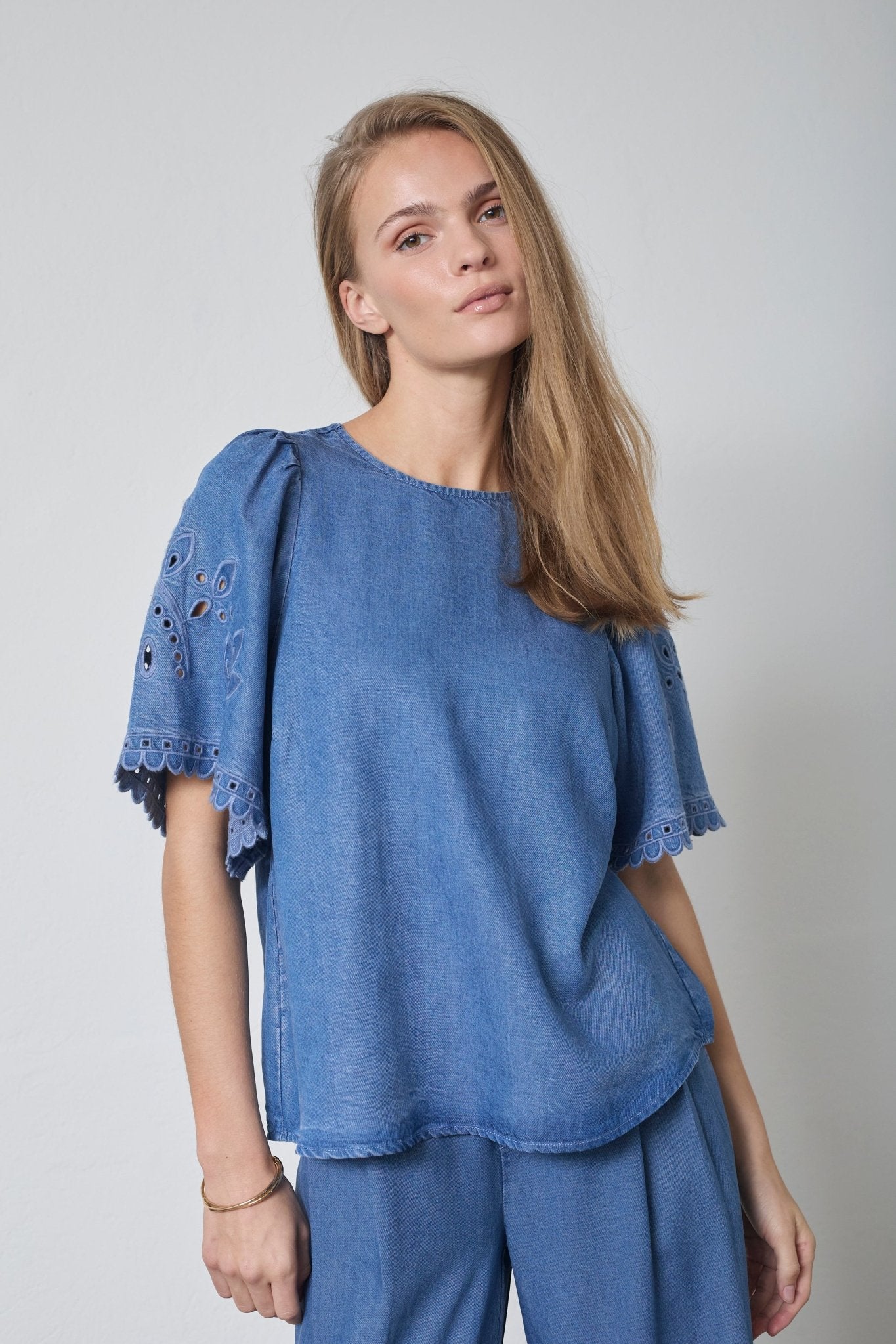 TillyCC Emb SS Blouse - Denim blue - Co'couture
